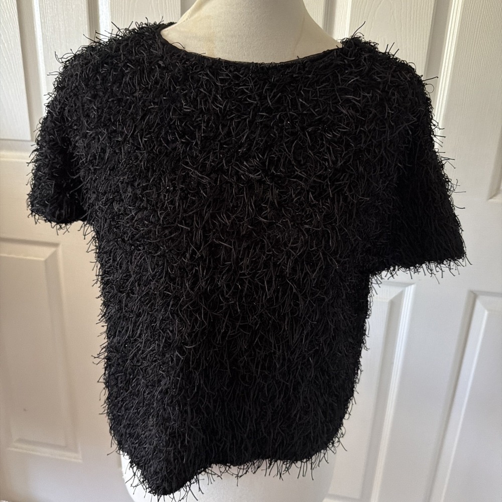 Zara Girls 11-12 Black Shaggy Eyelash Fringe Textured Short Sleeve Top Sweater